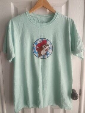 Buc-ees Shirt Adult Medium With Yellow Bird And Texas Outline Teal Color
